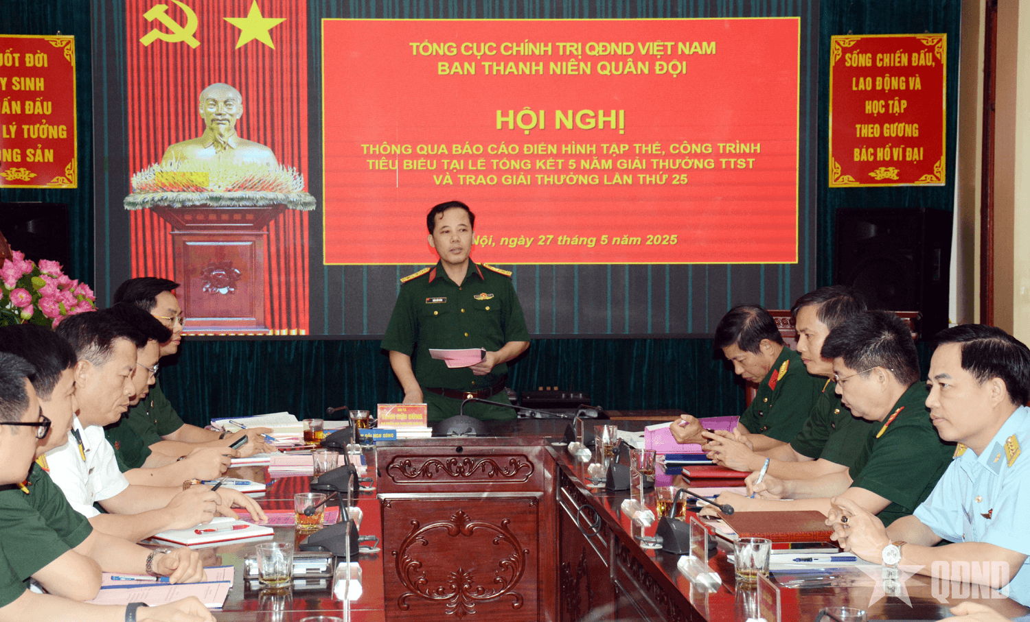 Thông qua báo cáo điển hình tập thể, công trình tiêu biểu tại Lễ tổng kết 5 năm Giải thưởng Tuổi trẻ sáng tạo trong Quân đội