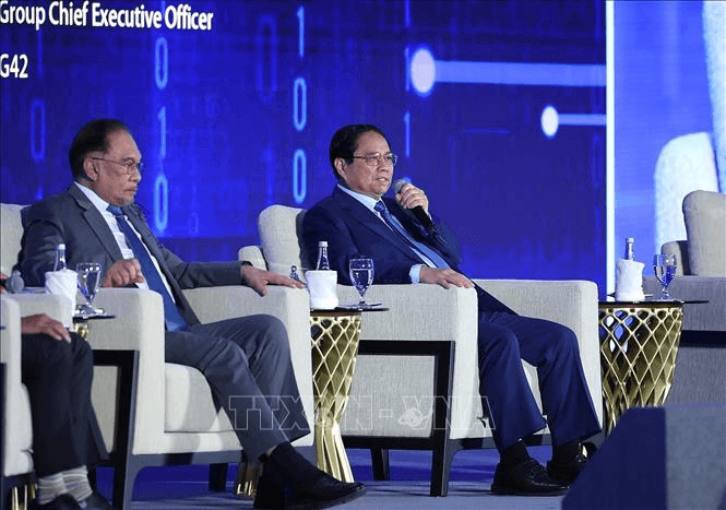 Hội nghị Cấp cao ASEAN: Thủ tướng Phạm Minh Chính và Thủ tướng Malaysia dự thảo luận về trí tuệ nhân tạo