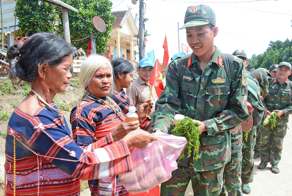 Xây nhà, dựng niềm tin cho nhân dân