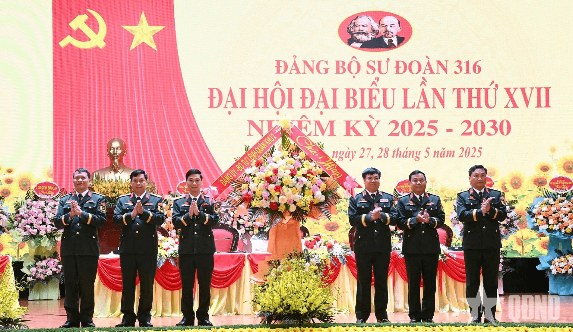 Xây dựng Sư đoàn 316 tinh, gọn, mạnh, có chất lượng tổng hợp, sẵn sàng chiến đấu cao