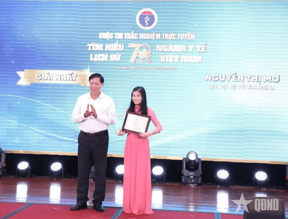 Trao giải cuộc thi trắc nghiệm tìm hiểu lịch sử 70 năm ngành Y tế Việt Nam