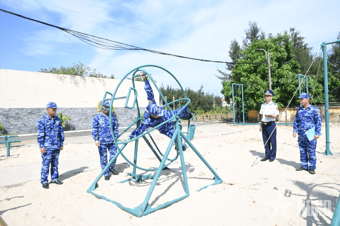 Vùng Cảnh sát biển 2 nâng cao chất lượng huấn luyện điều lệnh, thể dục thể thao