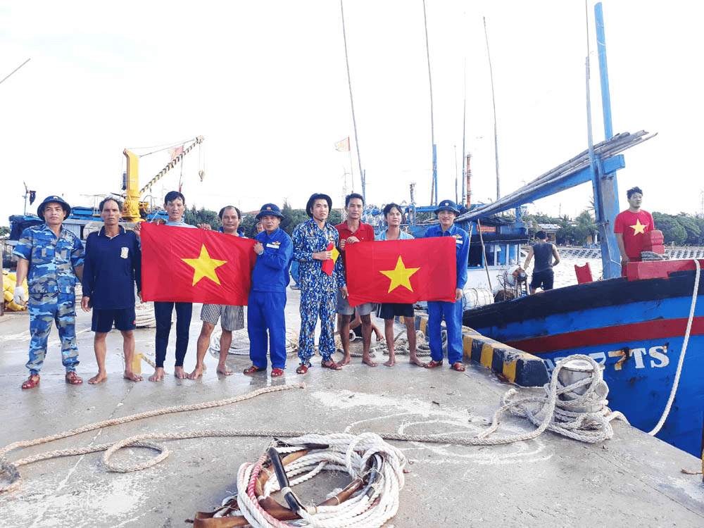“Trạm dừng chân” giữa biển của tàu cá ngư dân