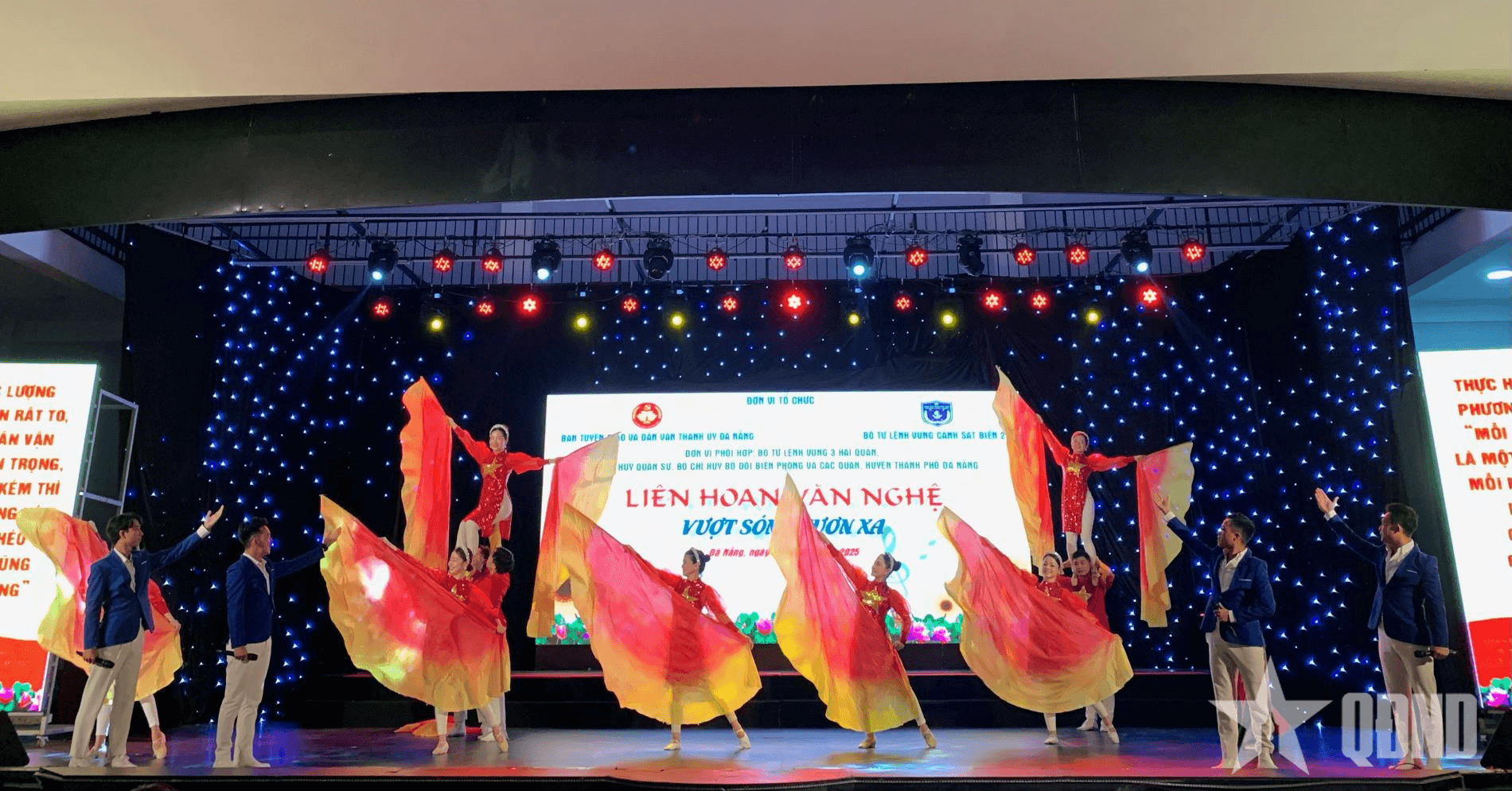 Đặc sắc chương trình liên hoan văn nghệ “Vượt sóng vươn xa”
