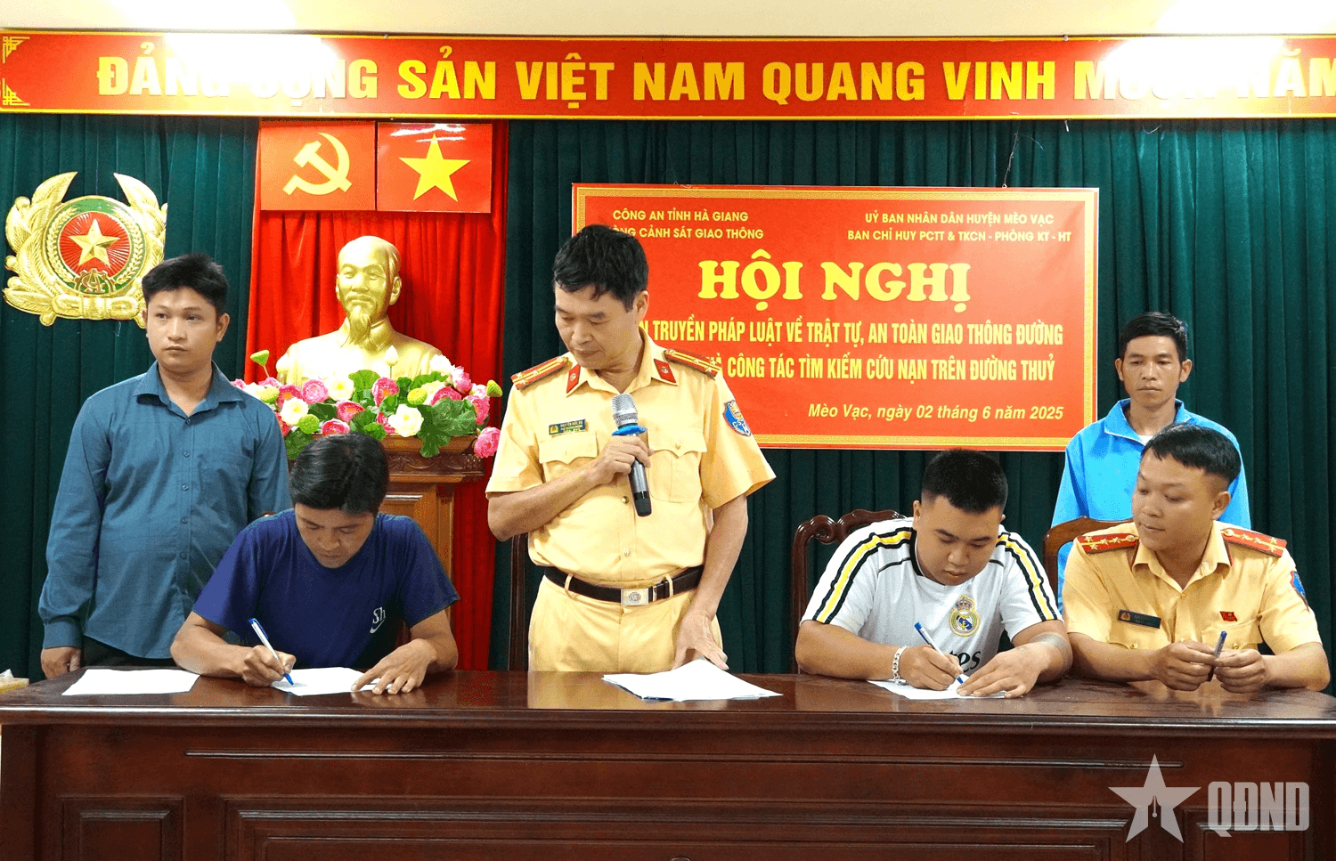 Hà Giang: Tuyên truyền pháp luật về an toàn giao thông đường thủy nội địa