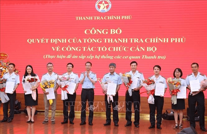 Công bố các quyết định về cán bộ theo Đề án sắp xếp hệ thống các cơ quan thanh tra