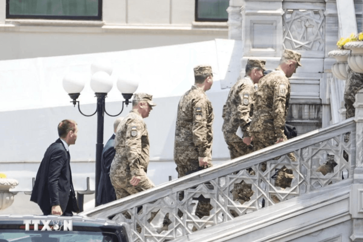 Nga và Ukraine trao đổi kế hoạch chấm dứt xung đột