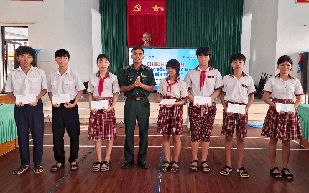 Nhiều mô hình, việc làm vì dân