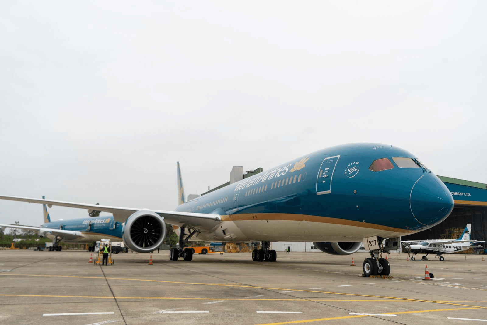 Vietnam Airlines tăng tần suất bay từ TP Hồ Chí Minh đến Singapore và Bangkok