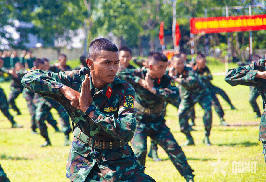 Vững bước đường quân ngũ