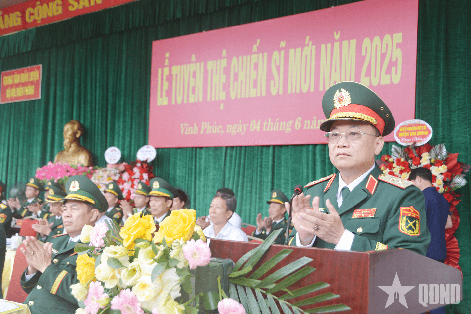 Trung tướng Thái Đại Ngọc dự Lễ tuyên thệ chiến sĩ mới tại Trung tâm Huấn luyện Bộ đội Biên phòng
