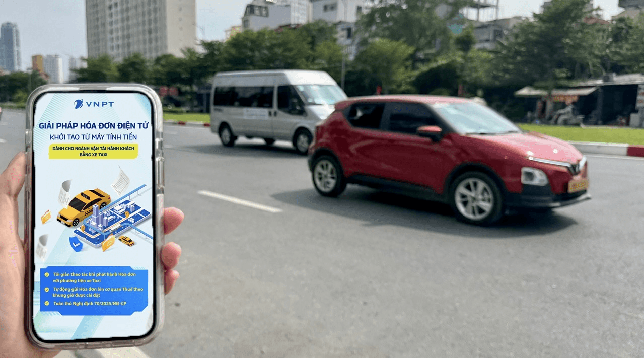 Từ 1-6-2025, taxi phải lập hóa đơn điện tử ngay khi kết thúc chuyến đi