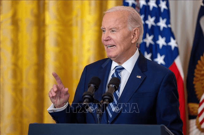 Tổng thống Mỹ yêu cầu điều tra sai phạm liên quan người tiền nhiệm Joe Biden