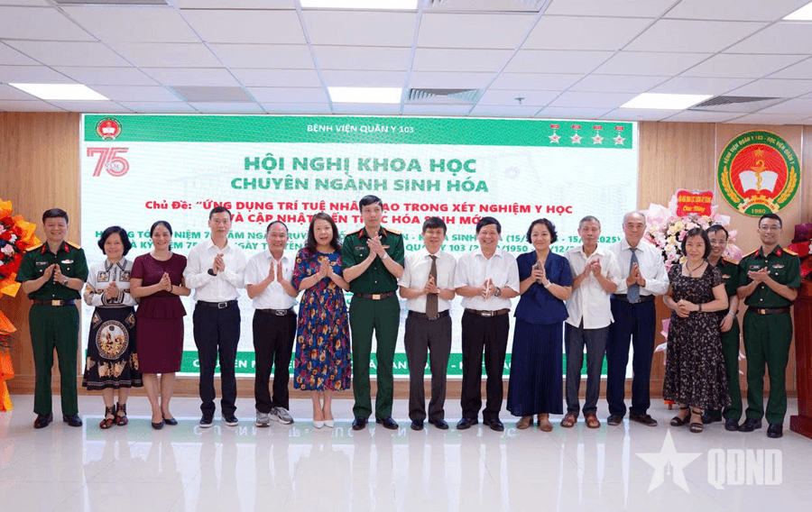 Ứng dụng trí tuệ nhân tạo trong xét nghiệm y học và cập nhật kiến thức hóa sinh mới