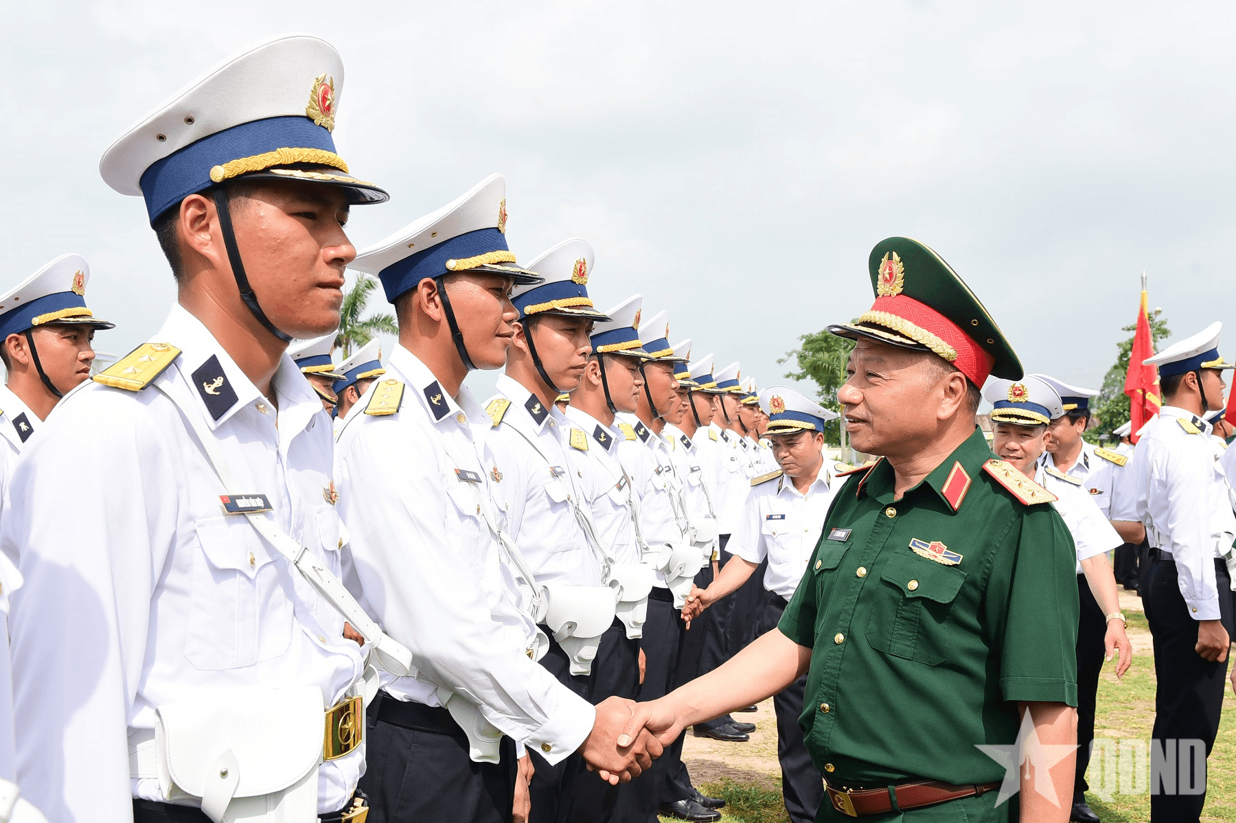 Thượng tướng Lê Quang Minh kiểm tra hoạt động công tác Đảng, công tác chính trị tại Lữ đoàn 147, Quân chủng Hải quân