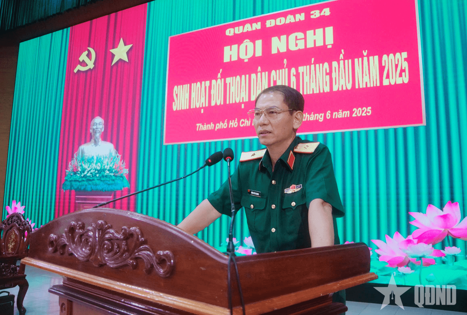 Bộ tư lệnh Quân đoàn 34 đối thoại dân chủ với sĩ quan, quân nhân chuyên nghiệp Sư đoàn 9