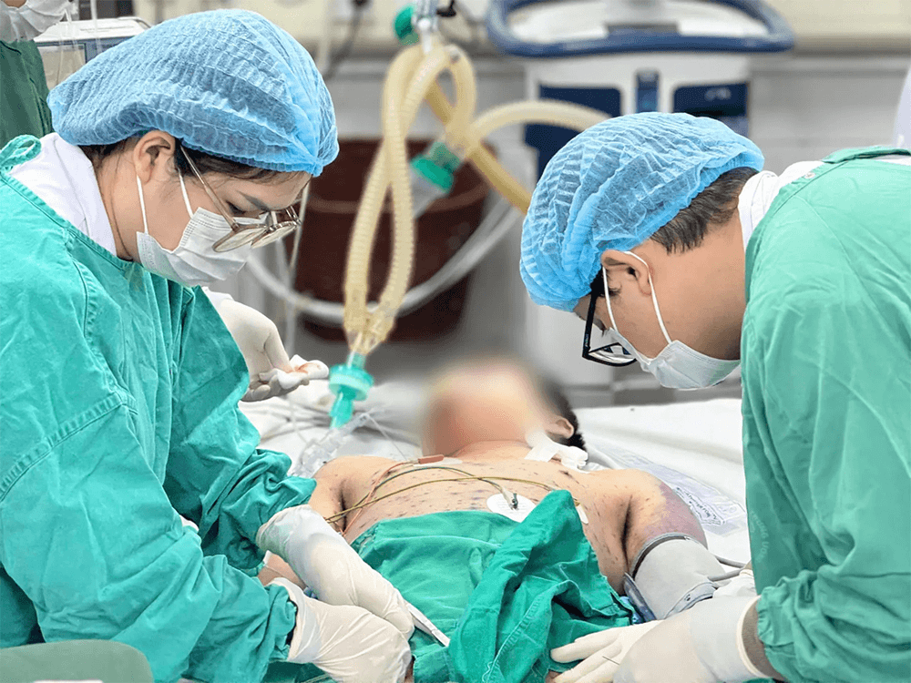 Người khỏe mắc thủy đậu cũng có nguy cơ biến chứng nguy kịch
