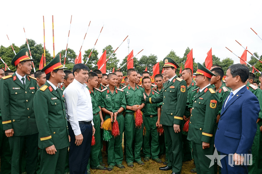 Người chiến sĩ và những ước mơ bình dị