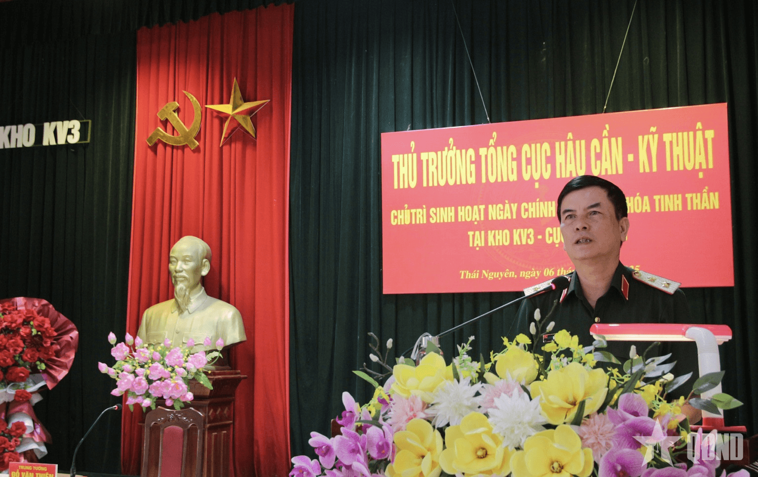 Thẳng thắn, cởi mở trong ngày sinh hoạt chính trị, văn hóa tinh thần