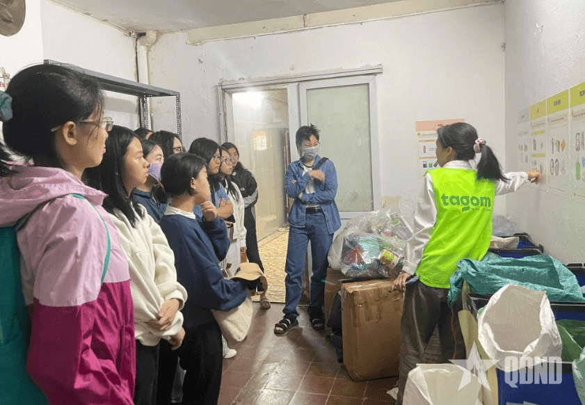 Gieo thói quen xanh đến từng góc phố