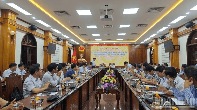 Phó thủ tướng Thường trực Nguyễn Hòa Bình: Tập trung tháo gỡ vướng mắc, đẩy nhanh giải ngân vốn đầu tư công