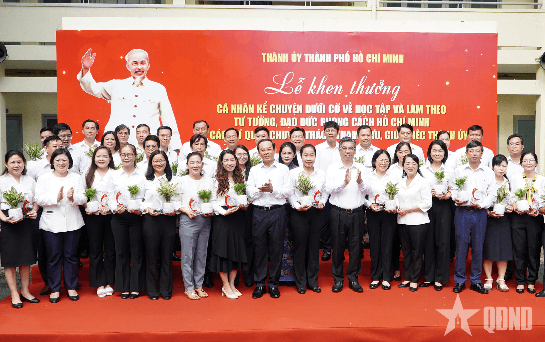 Thành ủy TP Hồ Chí Minh khen thưởng 48 cá nhân kể chuyện về học tập và làm theo Bác