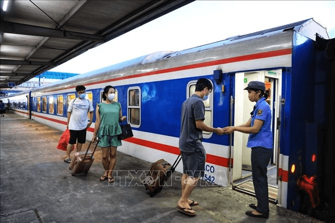 Tàu hỏa chưa "về ga cuối"