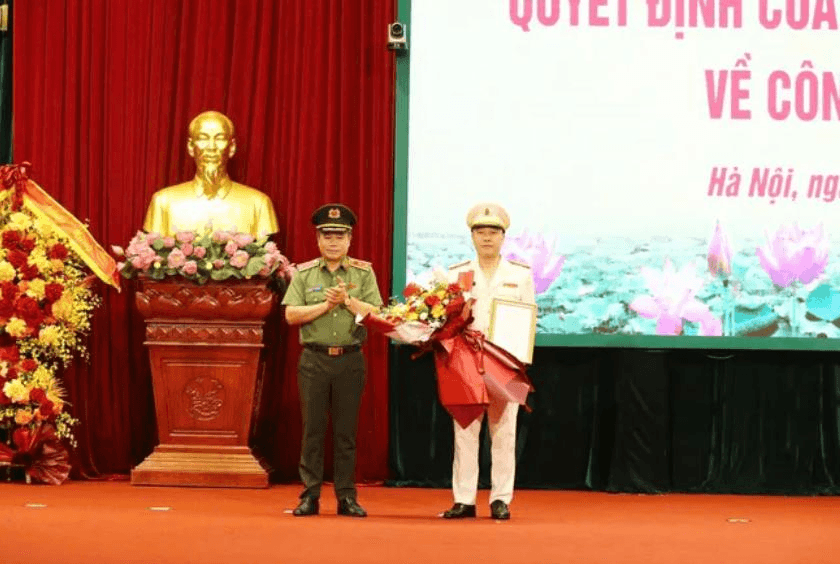 Đại tá Nguyễn Đức Long giữ chức vụ Phó giám đốc Công an Hà Nội