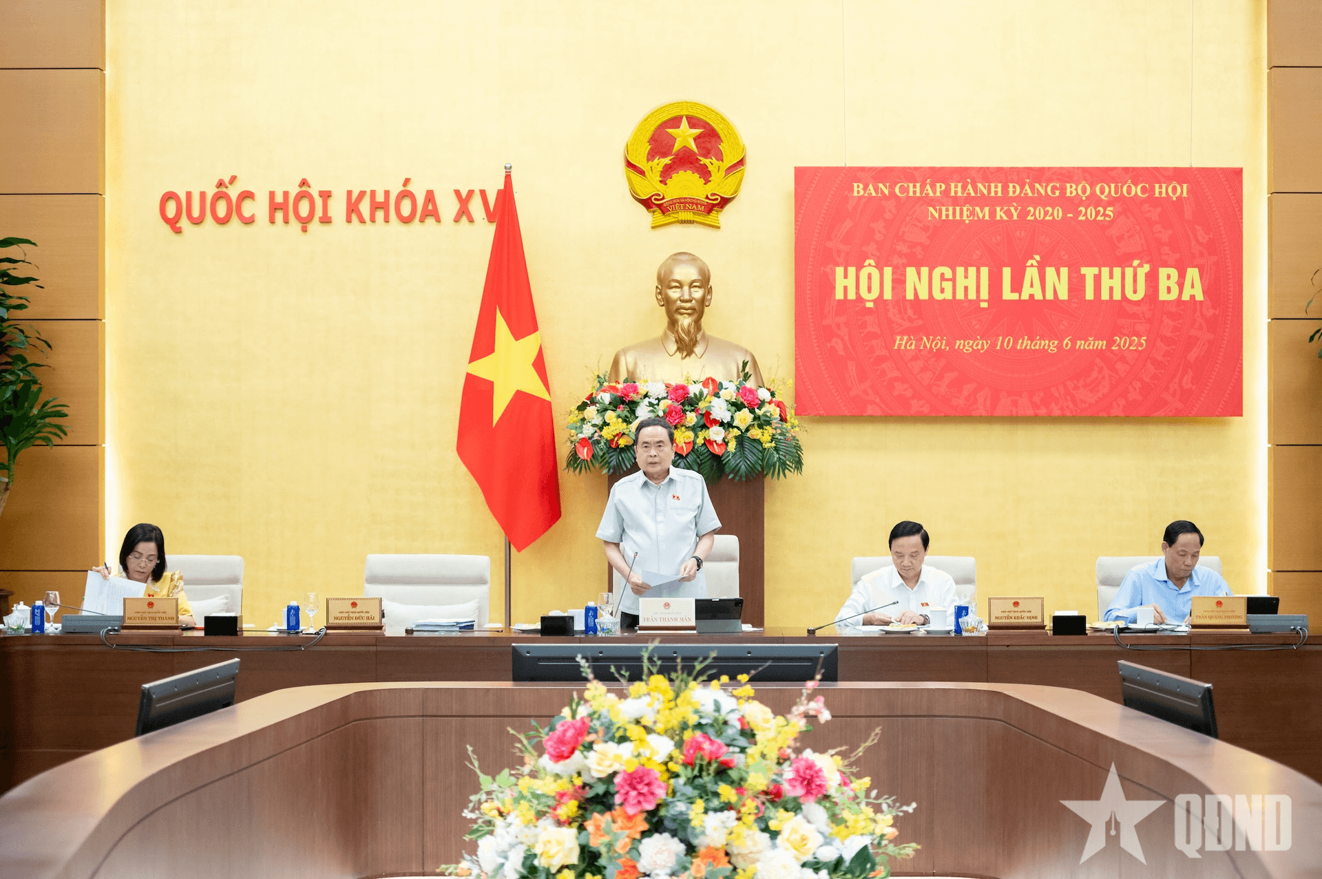 Chủ tịch Quốc hội Trần Thanh Mẫn chủ trì Hội nghị Ban Chấp hành Đảng bộ Quốc hội