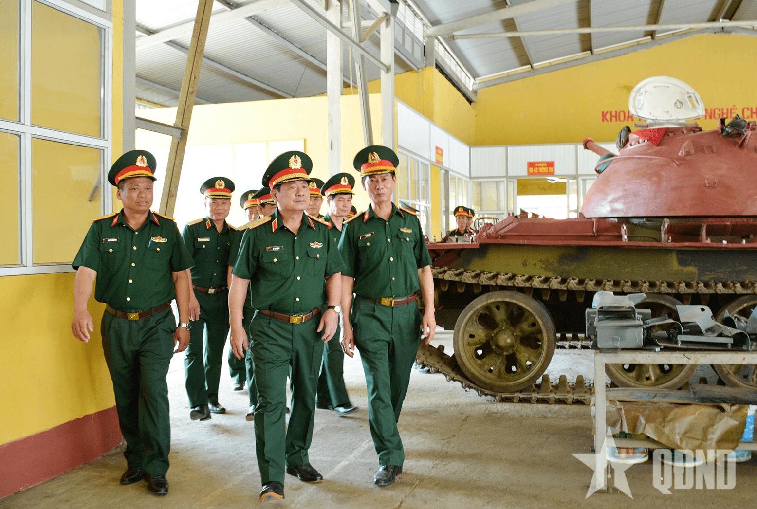 Lữ đoàn 202, Binh chủng Tăng thiết giáp duy trì, thực hiện tốt công tác kỹ thuật