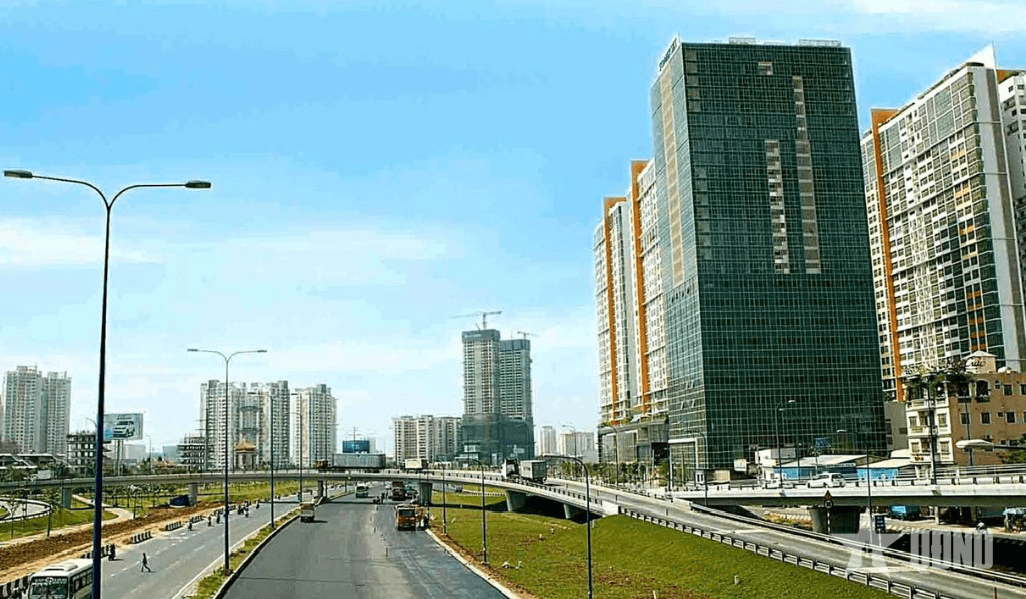 Đột phá phát triển hạ tầng giao thông trong không gian mới