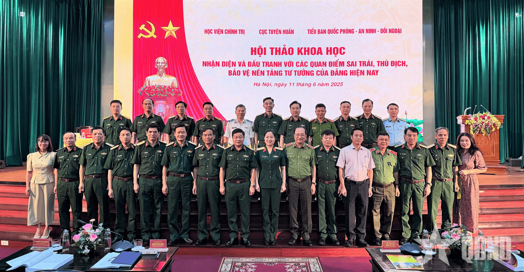 Quân đội luôn là lực lượng đi đầu trong bảo vệ nền tảng tư tưởng của Đảng
