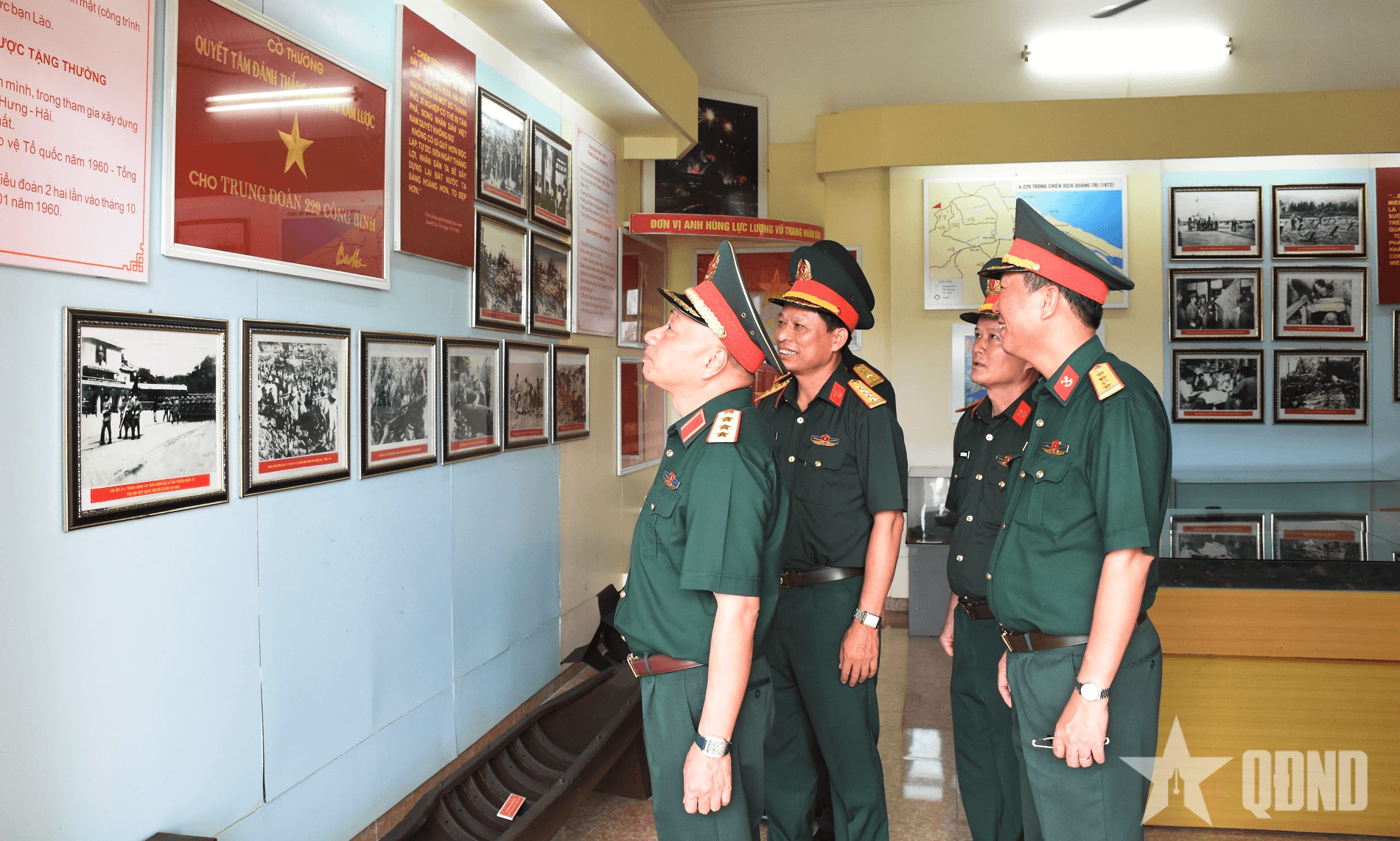 Thượng tướng Lê Quang Minh kiểm tra hoạt động công tác Đảng, công tác chính trị tại Lữ đoàn 229
