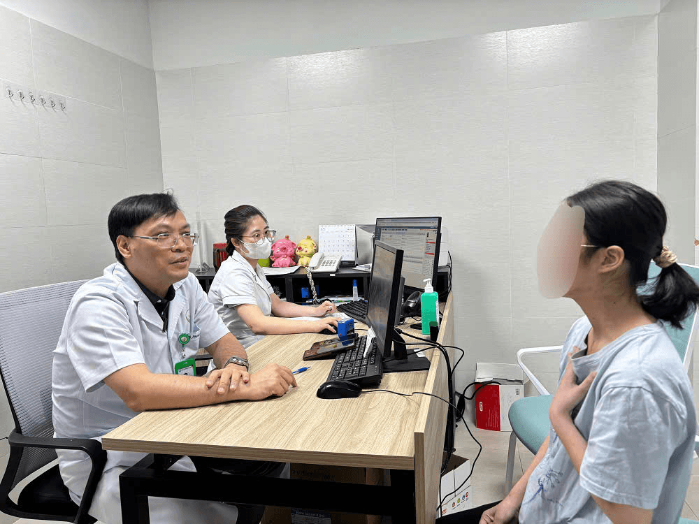 Bệnh viện Hữu nghị Việt Đức: Cứu sống nữ sinh 18 tuổi bị vỡ phế quản gốc hai bên hiếm gặp