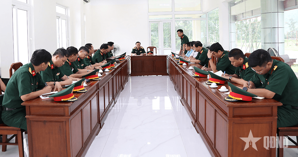 Thủ trưởng Tổng cục Hậu cần - Kỹ thuật kiểm tra công tác chuẩn bị hậu cần, kỹ thuật cho nhiệm vụ diễu binh, diễu hành