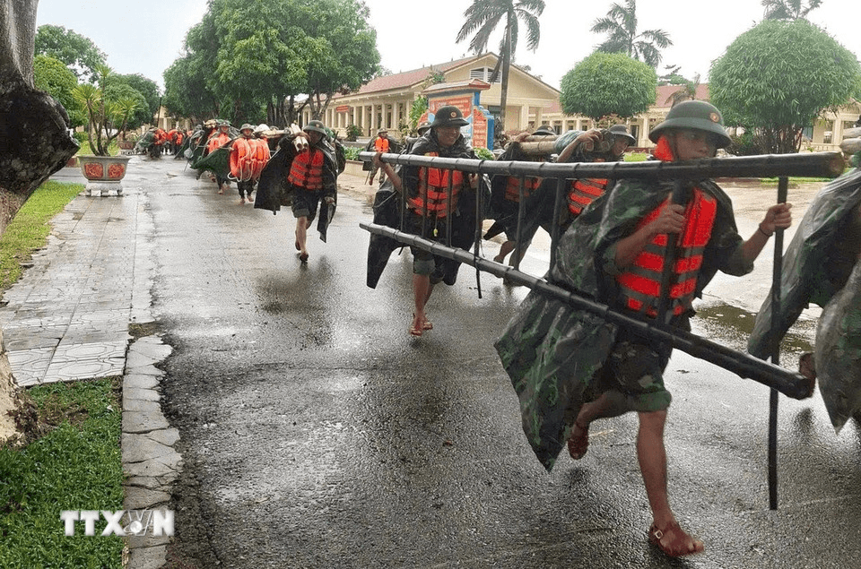 Quảng Trị: Mưa lũ khiến 2 người chết, 1 người bị thương, hàng nghìn hộ dân bị ngập sâu