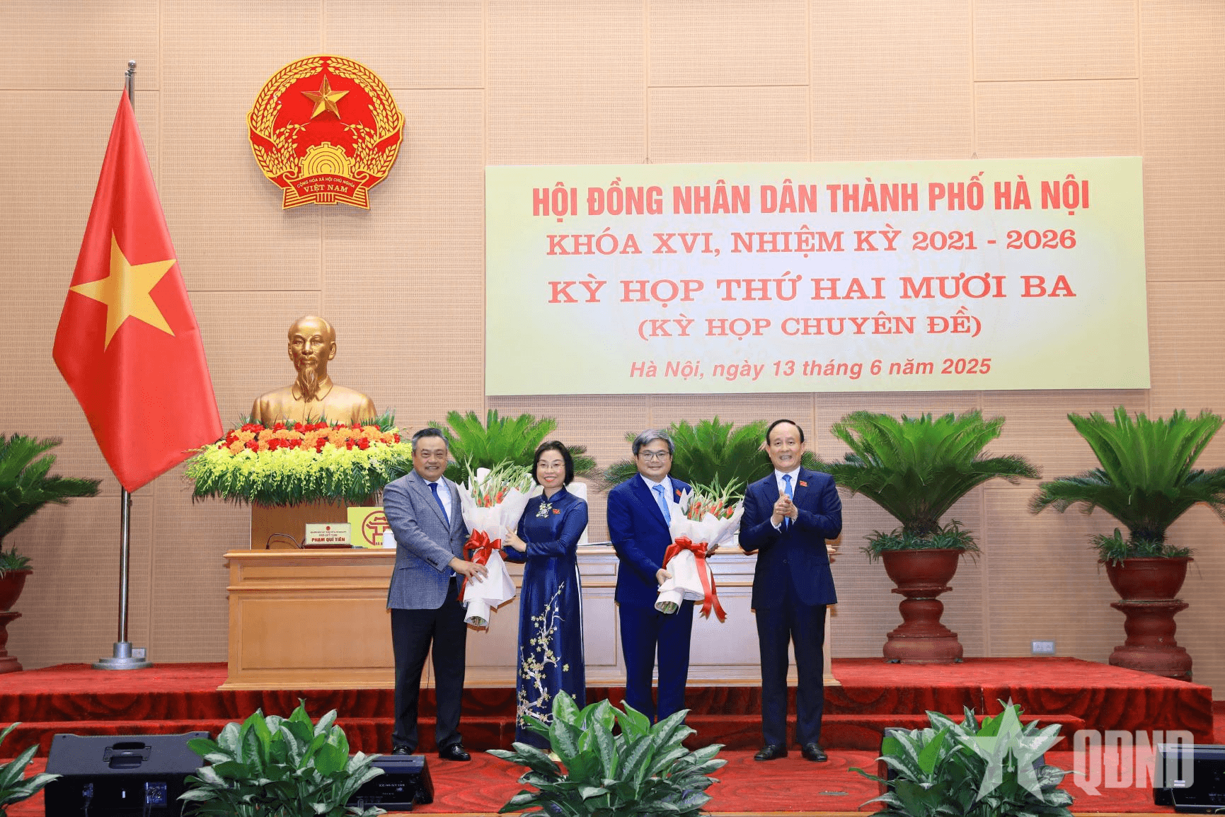 Hà Nội bầu bổ sung Phó chủ tịch HĐND và Phó chủ tịch UBND thành phố nhiệm kỳ 2021-2026