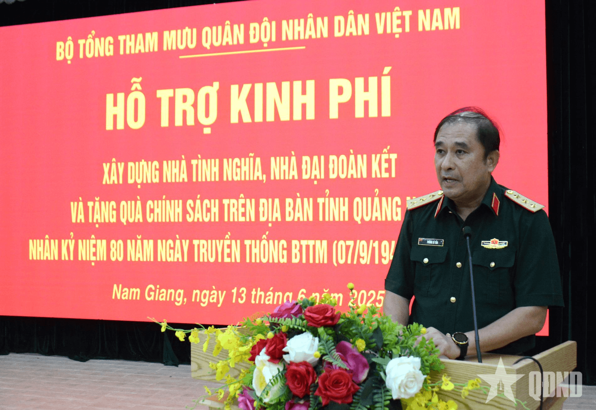 Bộ Tổng Tham mưu trao tặng kinh phí hỗ trợ xây dựng nhà tình nghĩa tại Quảng Nam