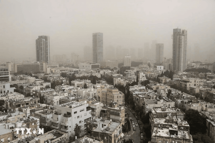 Căng thẳng Israel - Iran: Gần 400 người thương vong