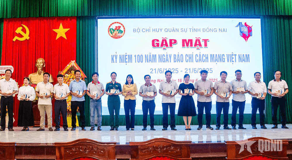Bộ CHQS tỉnh Đồng Nai gặp mặt kỷ niệm 100 năm Ngày Báo chí cách mạng Việt Nam