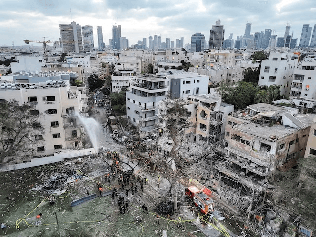Căng thẳng Israel-Iran: Tiếp diễn các màn “trả đũa” trong bối cảnh đã có đề xuất đàm phán ngừng bắn