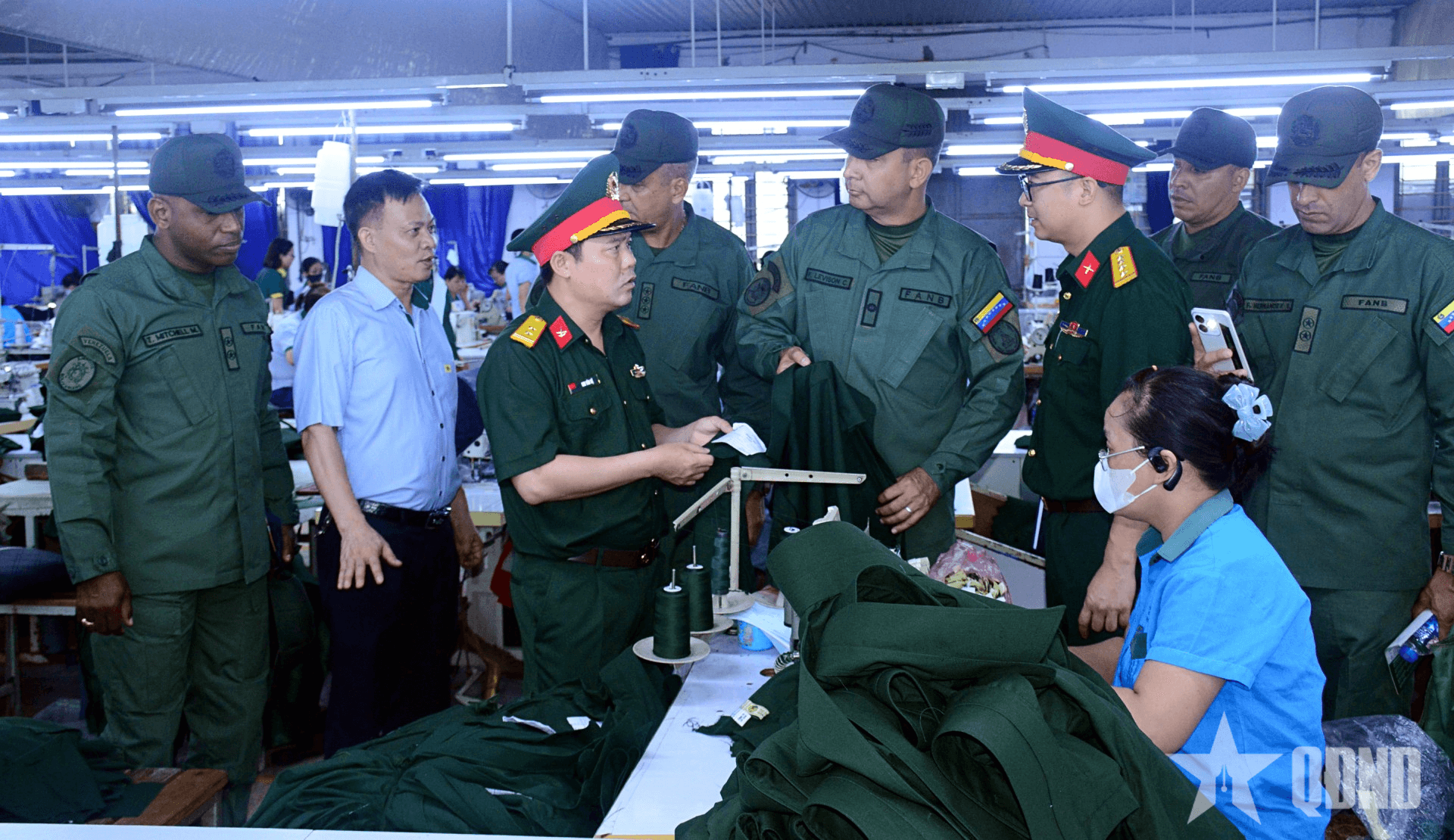 Đoàn Viện Nghiên cứu Tác chiến chiến lược Venezuela thăm và làm việc với Công ty cổ phần X20