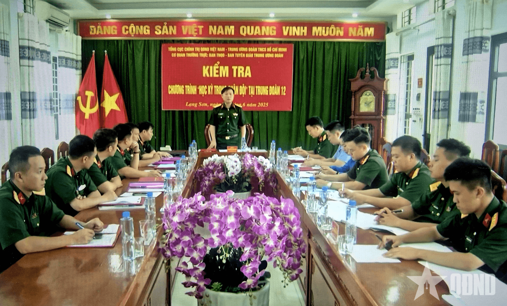 Khảo sát chương trình “Học kỳ trong Quân đội” tại Quân khu 1