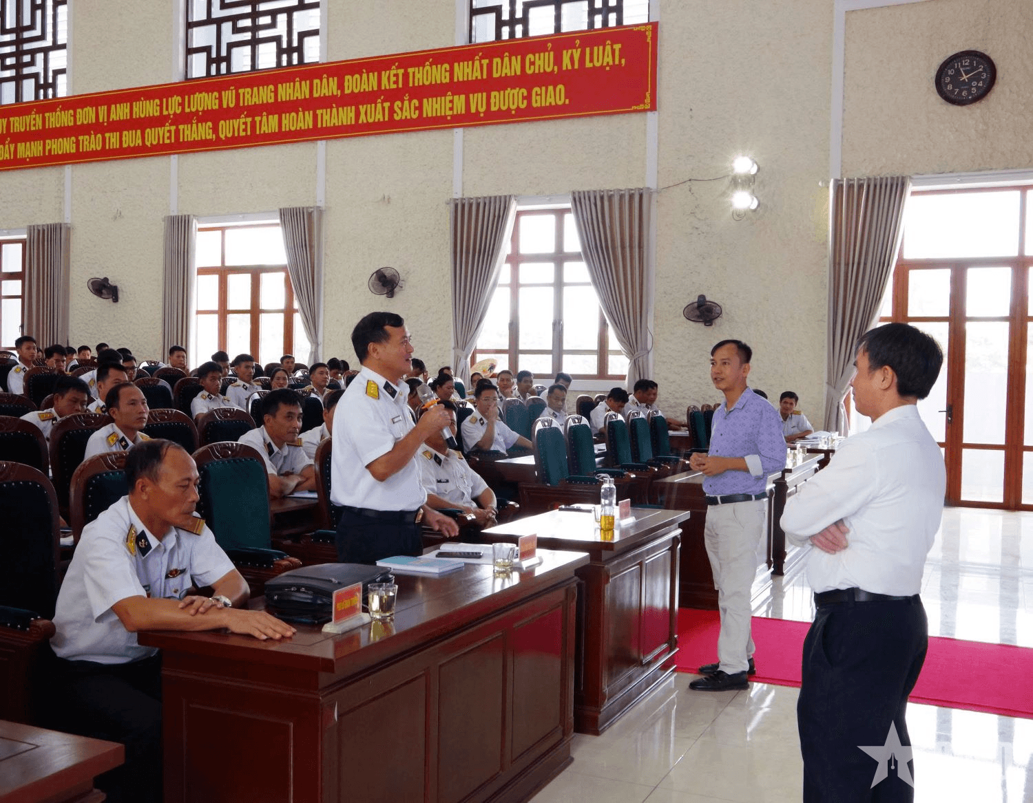Lữ đoàn 131 Hải quân: Tập huấn “Bình dân học vụ số” năm 2025