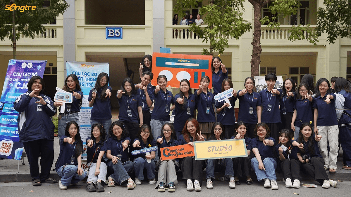 Sinh viên báo chí say mê học nghề