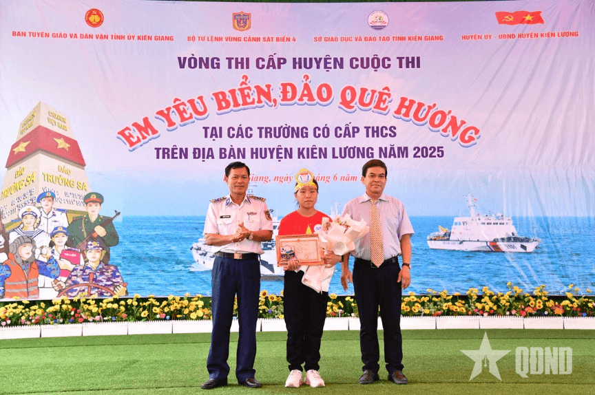 Bình yên biển, đảo quê hương: Sân chơi hấp dẫn, bổ ích của thế hệ trẻ