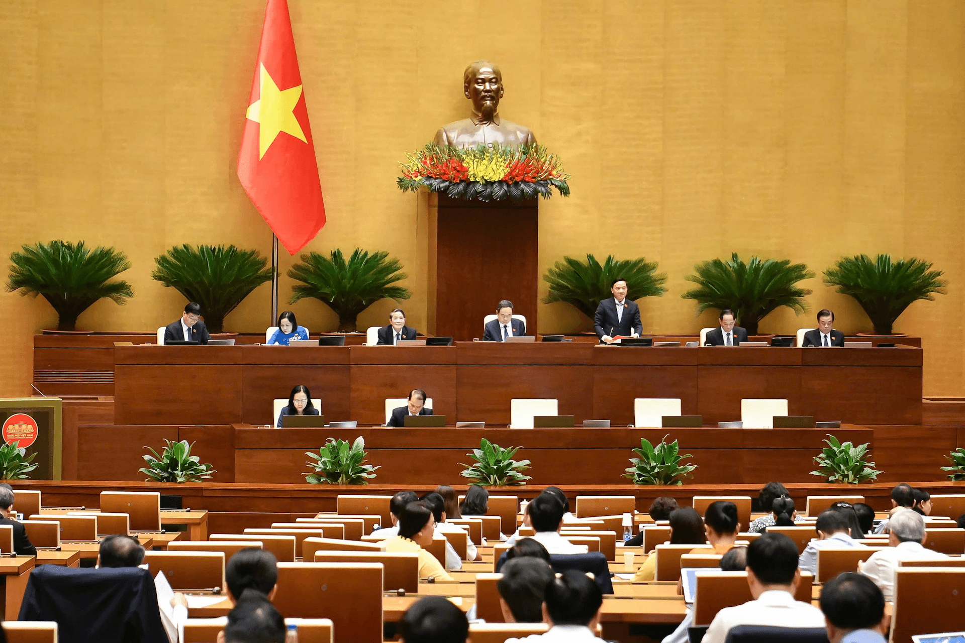 Quốc hội thông qua luật sửa đổi, bổ sung về tổ chức tòa án nhân dân, viện kiểm sát nhân dân