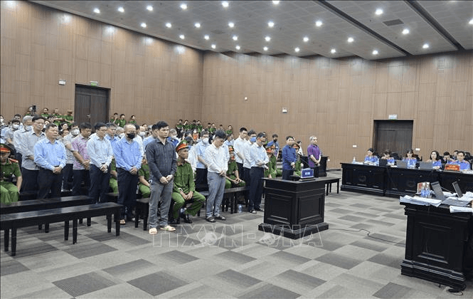 Xét xử vụ Phúc Sơn: Các bị cáo tự nguyện nộp hơn 220 tỷ đồng bồi thường, khắc phục hậu quả
