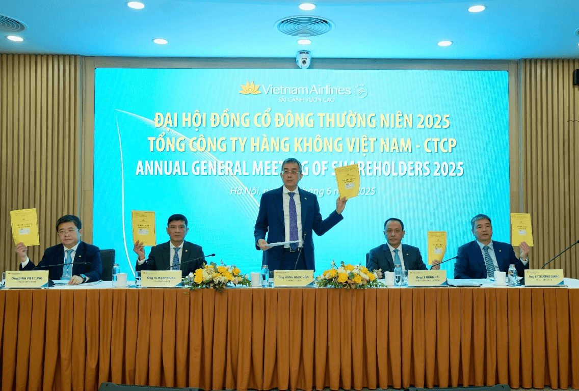 Vietnam Airlines tổ chức Đại hội đồng cổ đông thường niên năm 2025: Doanh thu lập kỷ lục, hướng tới vị trí top 2 Đông Nam Á