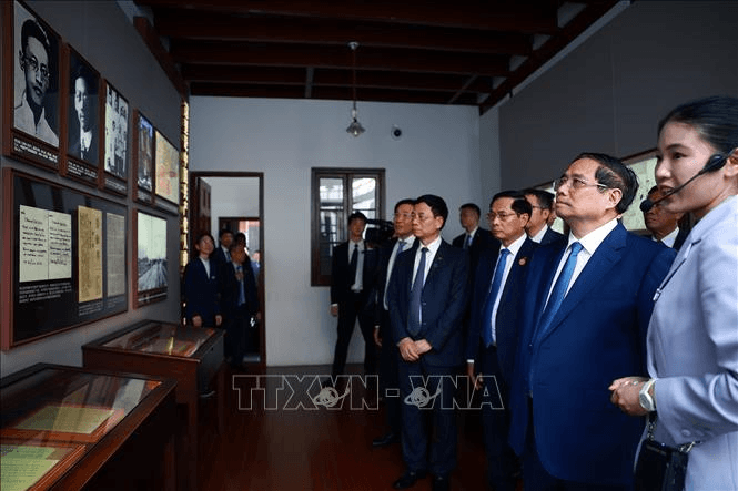 Thủ tướng Phạm Minh Chính thăm nơi ra đời Đảng Cộng sản Trung Quốc